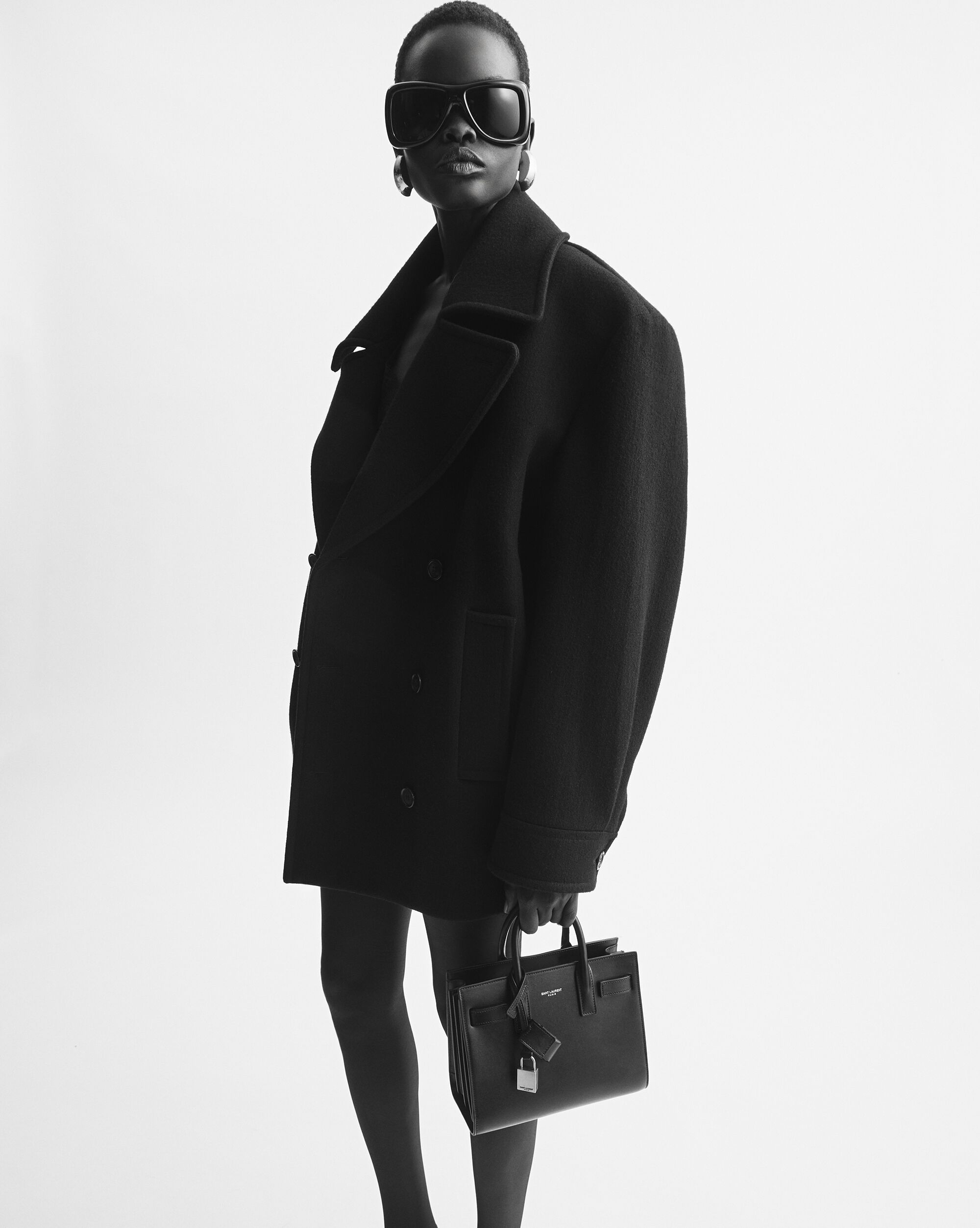 サック ド ジュール ナノ（クロコダイルエンボスレザー） ブラック