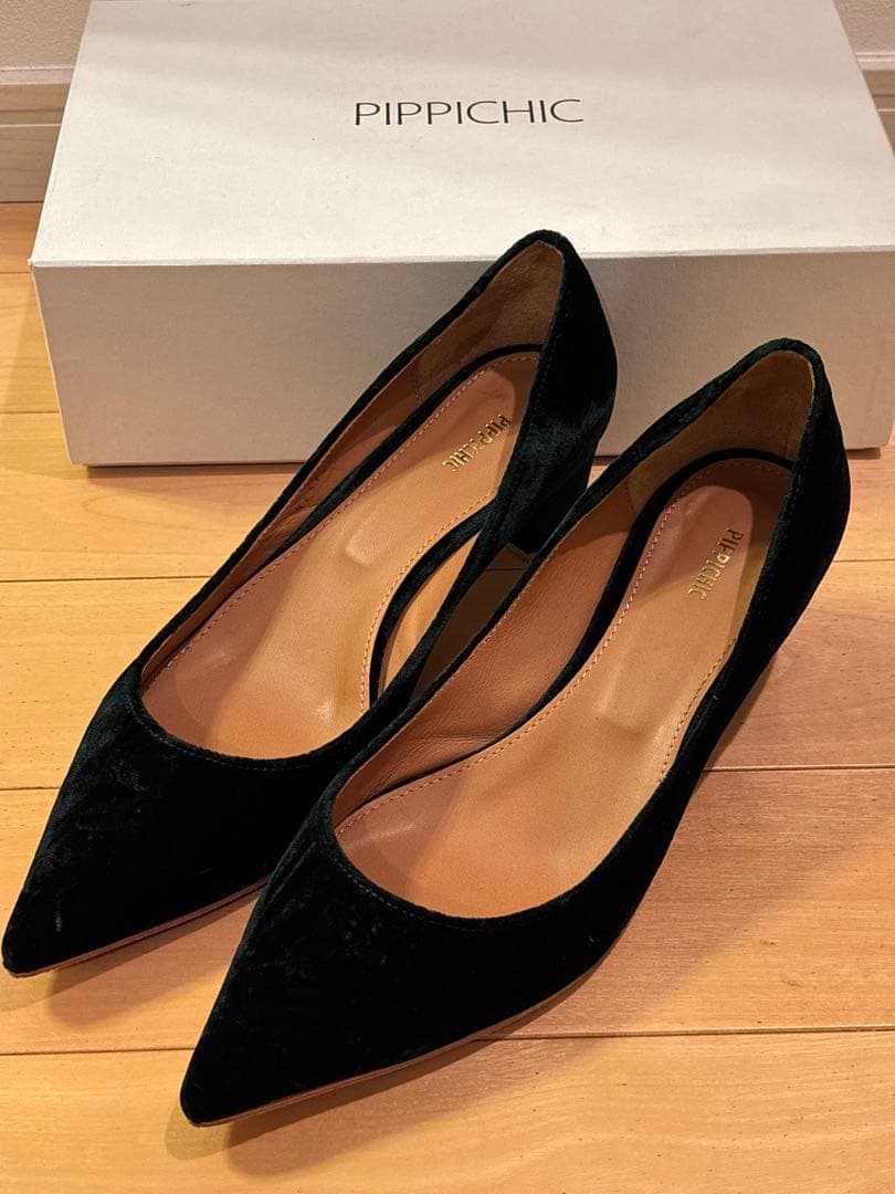 【送料込・短時間一度のみの使用】PIPPICHIC グリーンベルベットパンプス レディース】Betty Pumps 10 | PIPPICHIC(ピッピシック) / シューズ
